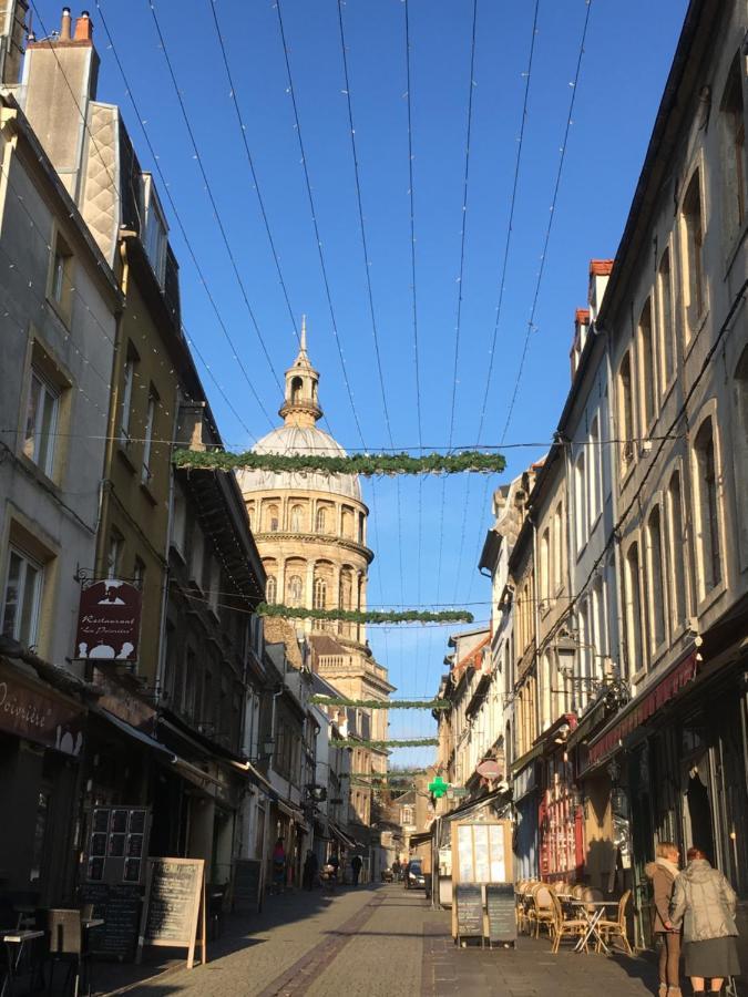 Appartamento Au Jardin De La Basilique Boulogne-sur-Mer Esterno foto