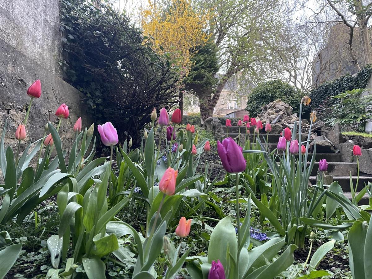 Appartamento Au Jardin De La Basilique Boulogne-sur-Mer Esterno foto